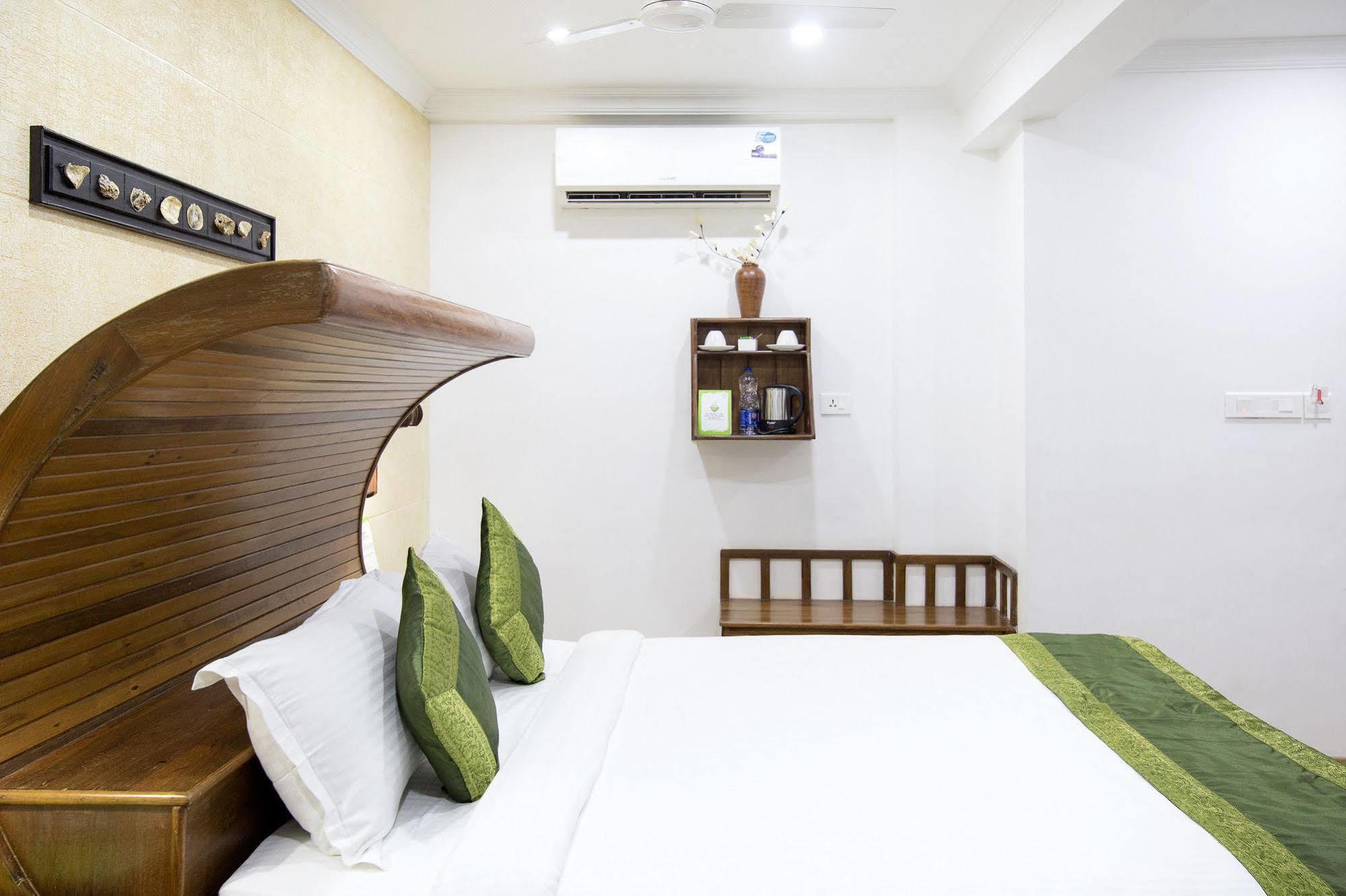 Hotel Mart View Kochi Exterior foto